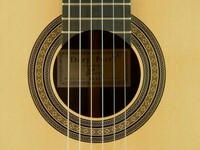 ICH SUCHE MEISTERGITARREN!