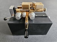 Bucher Außenhobel-Maschine für Oboenrohre / Oboe d’amore / Englischhorn (sehr guter Zustand)
